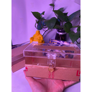 Hộp mica tiết kiệm NB 17.5x7.5x8.0cm đựng được 100 bao lì xì | san trọng cho anh chị