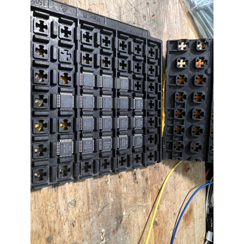 [ TPHCM ] Chip Tạo Sine Chuẩn 50/60Hz 220V “ EG8010”