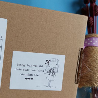 Set 100 tem cám ơn khách hàng hình cô gái, có sẵn keo kích thước 7x5cm