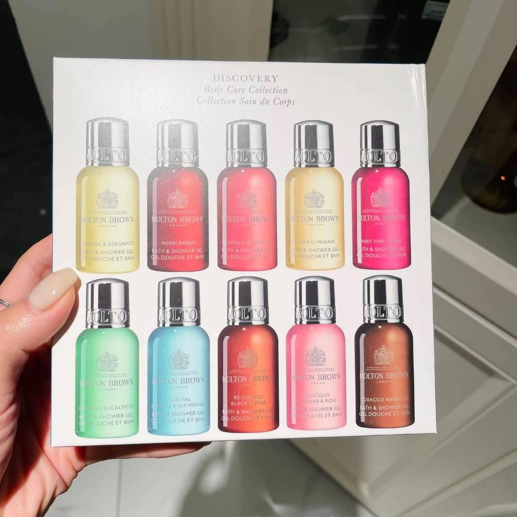 Set sữa tắm Molton Brown 10x30ml - Molton Brown Discovery Bathing Collection 10x30ml