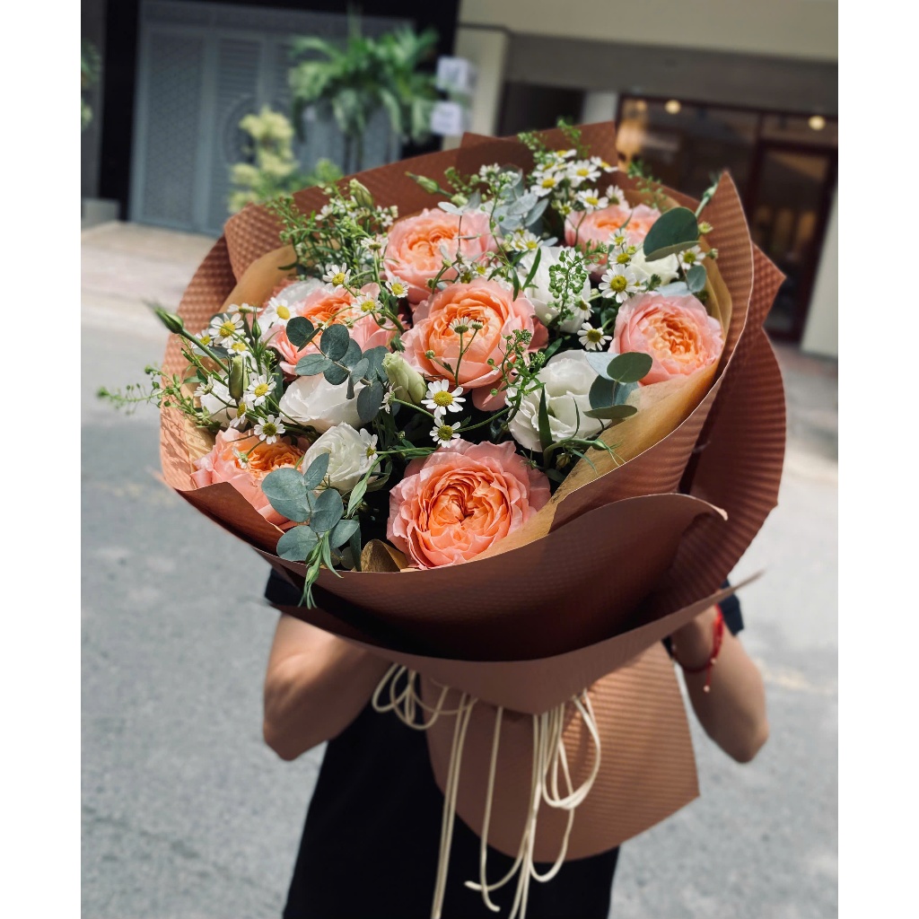 Dịch vụ đặt hoa online hỏa tốc tại TPHCM giúp giao hoa nhanh chóng trong 1-2 giờ. Đảm bảo hoa tươi đẹp, thiết kế tinh tế và uy tín hàng đầu.