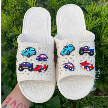 Dép Tổ Ong Eva - Dép Nam Nữ Gắn Sticker Ngẫu Nhiên Dễ Thương, Dép Đi Trong Nhà, Nhà Tắm Văn Phòng