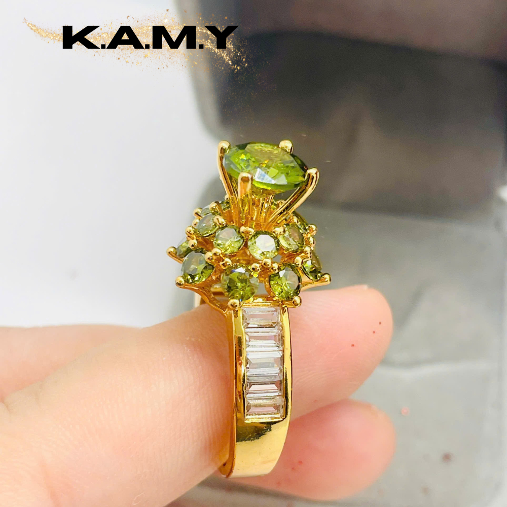 Nhẫn nữ hoa đá xanh sang trọng, thiết kế đính đá tầng – phong cách nổi bật thời trang phụ kiện nữ