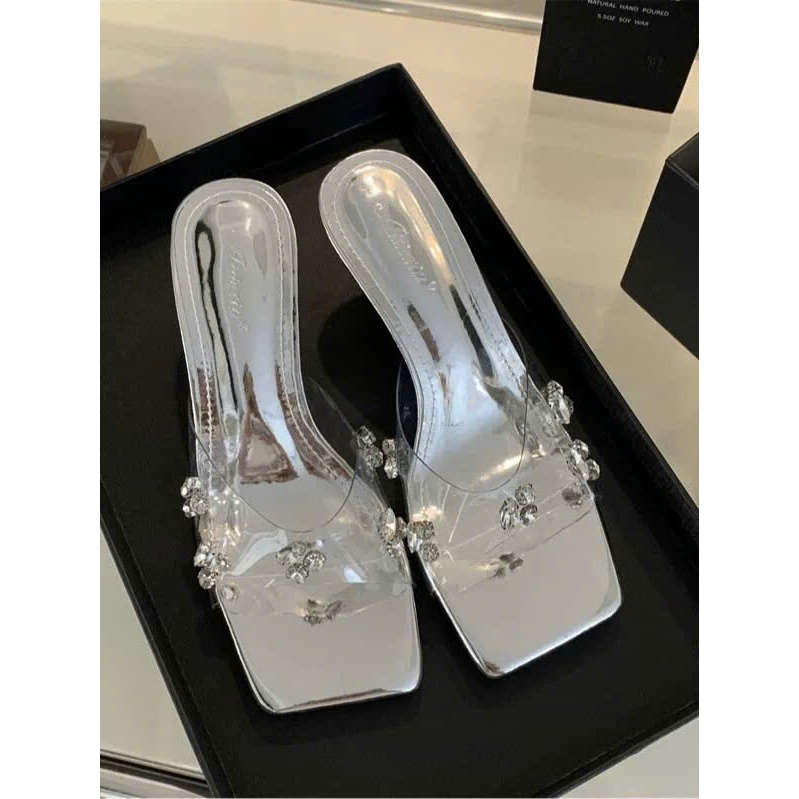 Guốc Cao Gót Mũi Vuông Quai Trong Suốt Đính Charm Màu Bạc Gót Ly 7p Hottrend - Cin Shoes