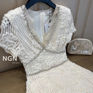 Váy Ren Hoa Viền Cổ Đá KAB [Sẵn Ship]