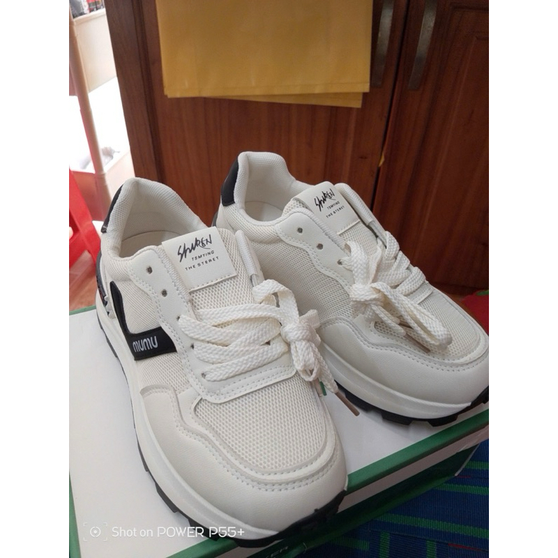 Giày Sneaker nữ đế cao thể thao phong cách Hàn Quốc - giày sneaker nữ trắng đen đẹp