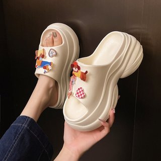 Dép quai ngang nữ, dép nữ đế cao 8cm cá tính kèm charm cún kiểu dáng dễ thương Hàn Quốc Mita QN-22