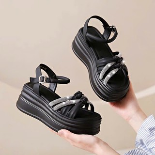 SANDAL BM QUAI ĐAN CHÉO ĐÁ 7CM HÀNG CAO CẤP ÊM ÊM IRR22