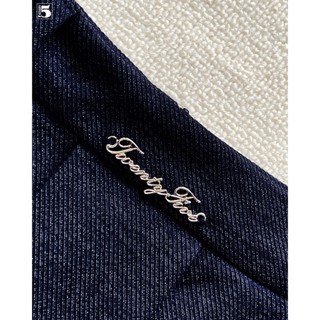 Chân váy xếp ly cạp cao cho nữ chất liệu giả Jeans đính tag thương hiệu Twenty.5- CM21