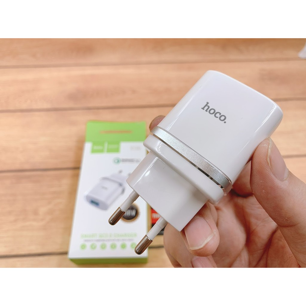 Củ Sạc Hoco C12Q Sạc Nhanh 18W Cho Samsung, Xiaomi, Oppo, IP - Cốc Sạc Nhanh QC 3.0, Siêu Bền