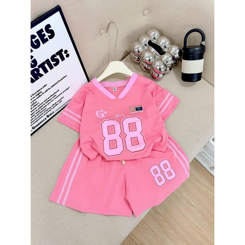 BỘ THỂ THAO SỐ 88 CHO BÉ GÁI TỪ 9-45KG CHẤT LIỆU COTTON MỀM MỊN THOÁNG MÁT THIẾT KẾ CỔ TIM PHONG CÁCH NĂNG ĐỘNG