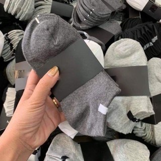 tất nam cổ ngắn rẻ từ 12-60 tuổi.