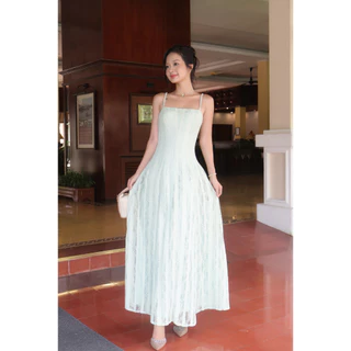 Đầm xòe ren xanh hai dây dáng midi Maybi