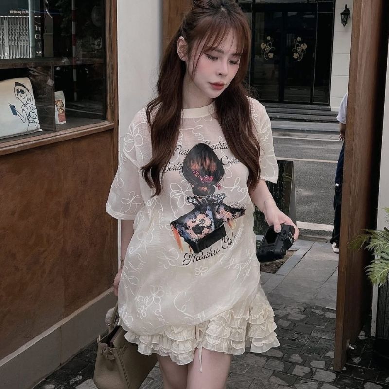 Set đồ nữ mùa hè áo thun in hình cô gái mix chân váy voan tầng trắng, set chân váy ngắn xếp ly tiểu thư HCOM26339