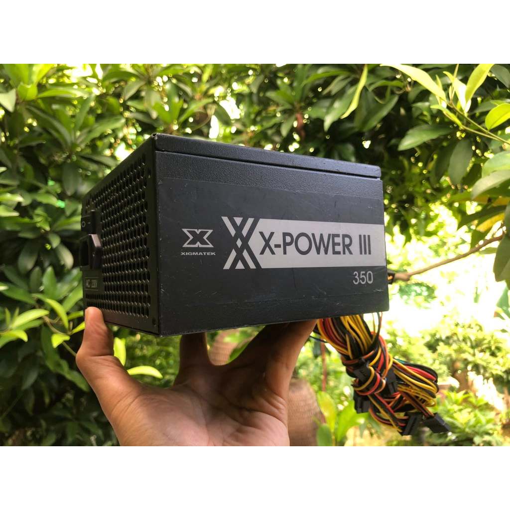Bộ nguồn máy tính Công suất thực XIGMATEK 350 W có 1 nguồn phụ 8 Pin cắm Card VGA