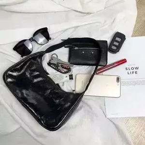 ❤️‍🔥TÚI KẸP NÁCH F21 XUẤT XỊN❤️‍🔥t4001
