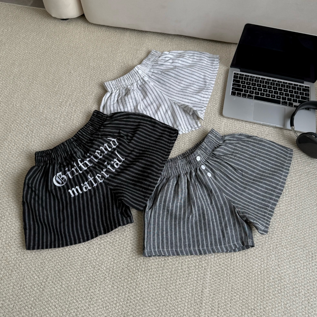 QUẦN SHORT LINEN LOGO THÊU GIRL FRIEND KẺ SỌC FFCLUB MIX