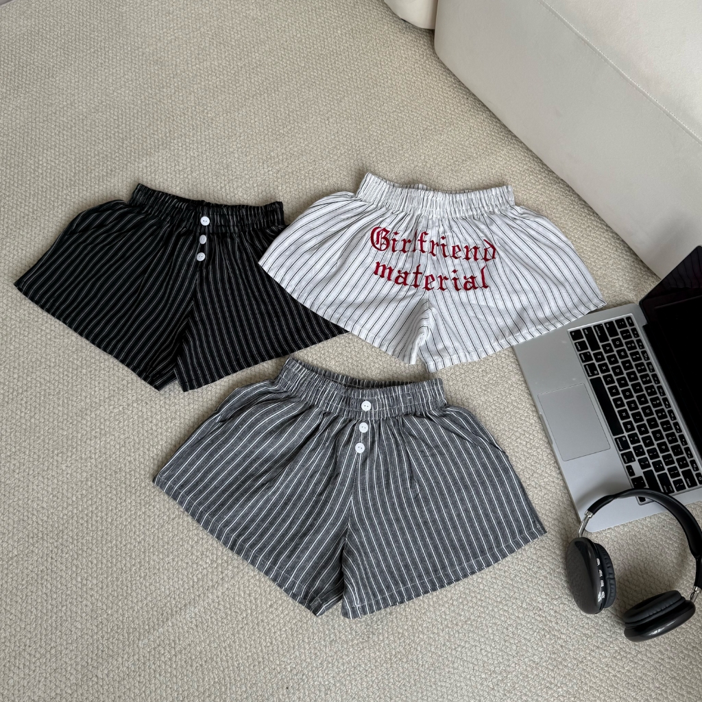 QUẦN SHORT LINEN LOGO THÊU GIRL FRIEND KẺ SỌC FFCLUB MIX