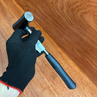 búa đóng tắc kê 2 đầu giống nhau