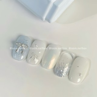 [B79] Móng tay giả thiết kế form ngắn xanh tráng gương charm nơ bạc lấp lánh Bloom.nailbox