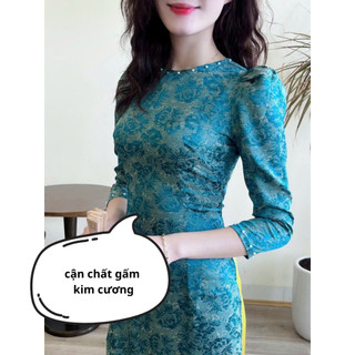 Áo dài gấm kim cương 5 màu Saam vai phồng cổ tròn Tà A đính kết thủ công đi dạy, đi tiệc TẾT 2026