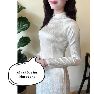 Áo dài học sinh gấm màu trắng áo dài saam tay dài họa tiết nổi mặc đi học , kỷ yếu, hội khóa 2026