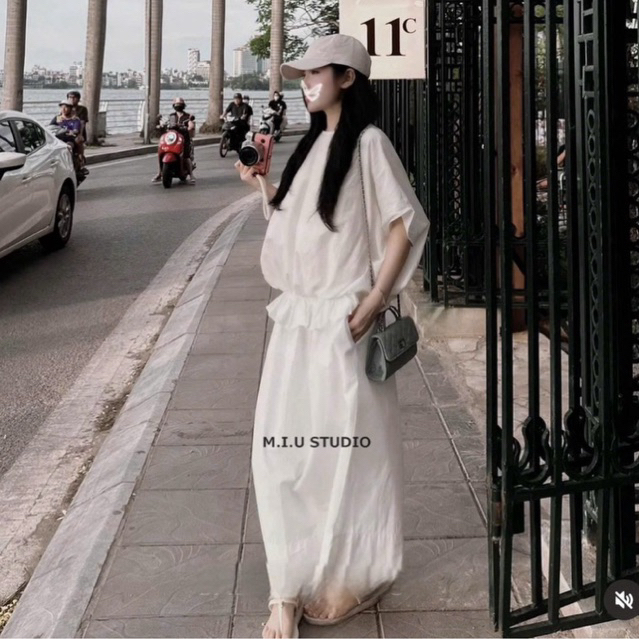 “Egeli Set” Set áo thô cổ tròn tay hến bo chun eo kèm chân váy dài xoè phong cách Hàn Quốc • MIU.STUDIO