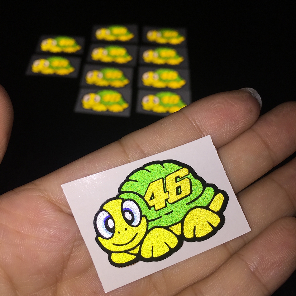 logo hình dán con rùa 46 phản quang [3.7x2.5cm]. Decal cao cấp chống nước, tem dán trang trí nón bảo hiểm