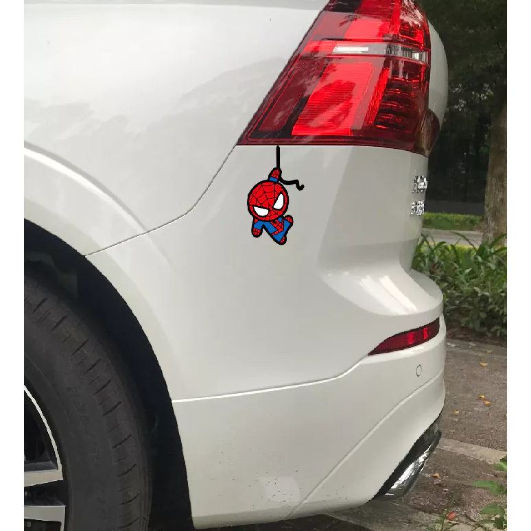 Hình người nhện vui nhộn trang trí xe hơi. Decal ô tô cao cấp, chống nước, sắc nét, không bay màu