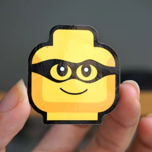 Sticker vàng nhỏ nhí dễ thương. Hình dán chống nước, không bay màu