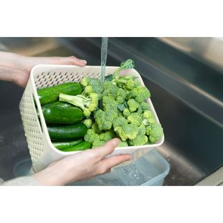 Hộp bảo quản thực phẩm tươi MATSU rổ thoát nước, nhựa PP nguyên sinh nắp silicone kín ngăn ám mùi