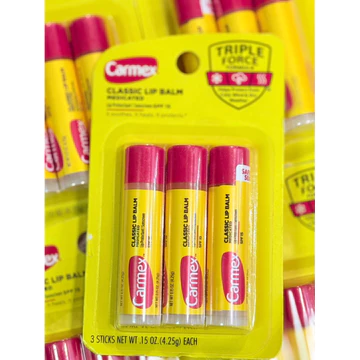 ( Hàng Mỹ) Combo 3 Thỏi Son Dưỡng Carmex Classic Chống Nắng SPF 15 - Làm dịu – Bảo vệ – Dưỡng sâu - Chống nắng hiệu quả