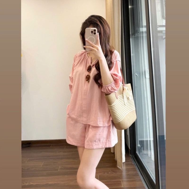Bộ Sơ Mi Đũi Nữ Màu Vàng Cổ Trụ, Quần Short, Sét Tay Lỡ Cổ Tàu V Nhún Eo Xinh Xắn Dạo Phố, Du Lịch