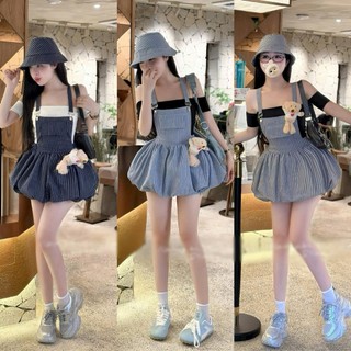 Set yếm thời trang nữ hot trend giới trẻ áo chất Thun gân thoải mái trễ vai tay ngắn váy chất Lennin sọc kèm gấu xinh