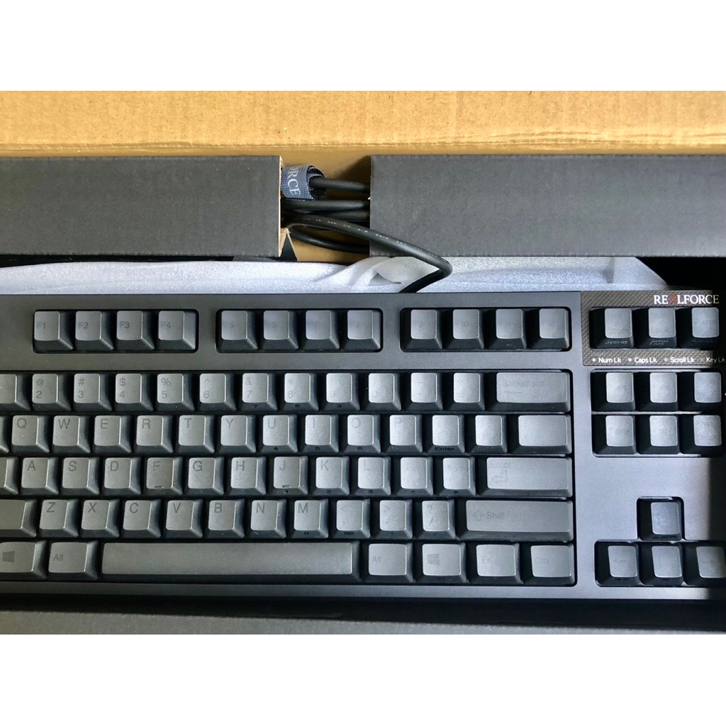 Bàn phím cơ cao cấp Realforce R2TLSA-US4-BK