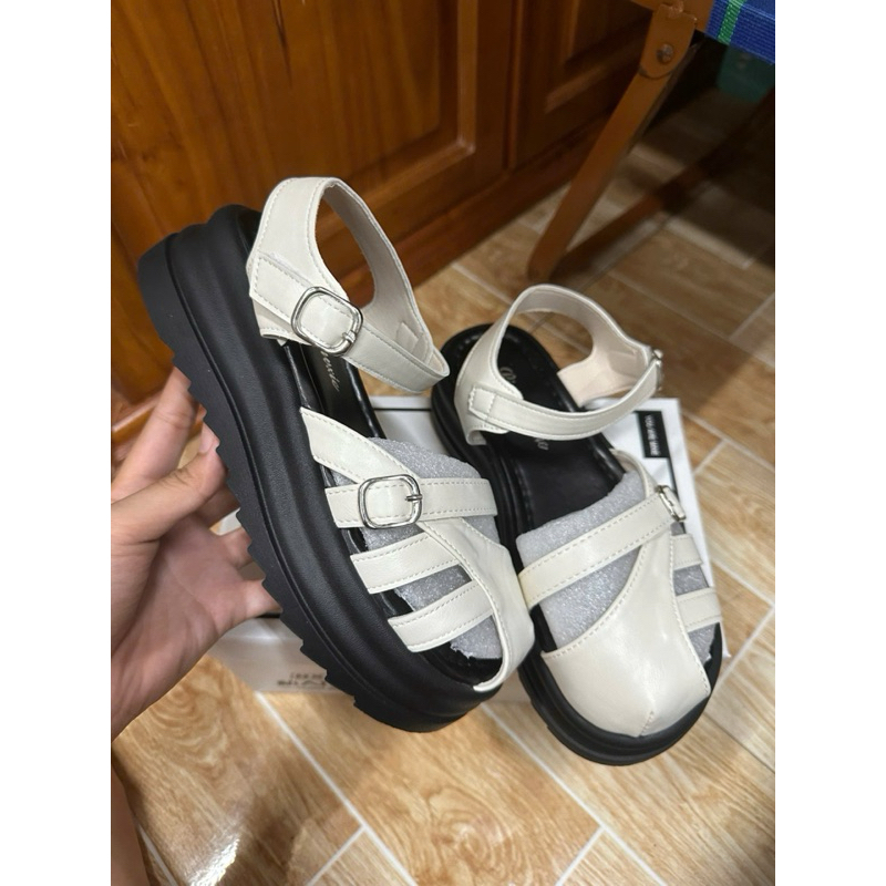 Sandal Nữ Quai Ngang Đế Bánh Mì Đế Cao – Phong Cách Hàn Quốc, Êm Chân, Dễ Phối Đồ