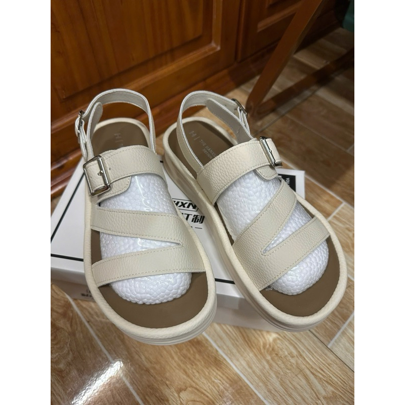 Sandal Nữ Đế Bánh Mì Quai Bản To Màu Kem – Dép Quai Ngang Thời Trang, Êm Chân, Tăng Chiều Cao