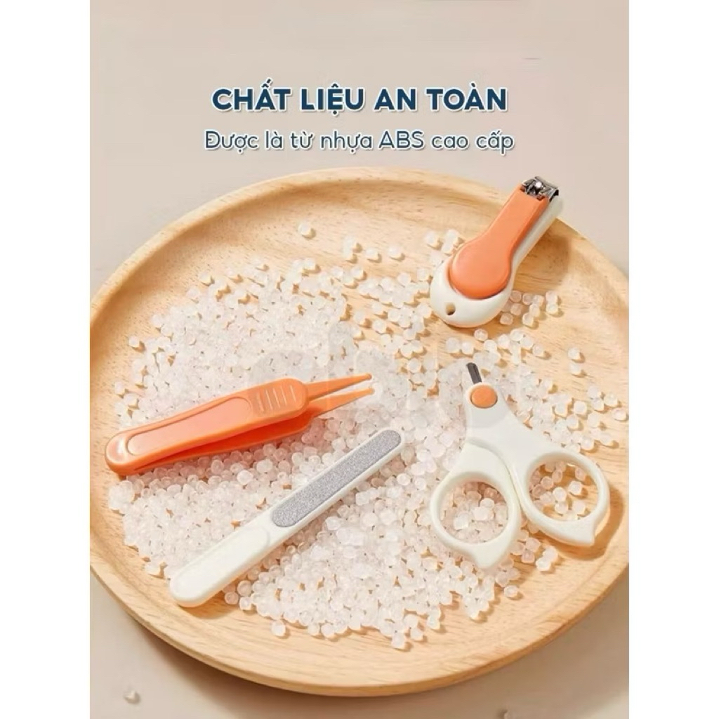Bộ dụng cụ cắt móng tay hình gấu đáng yêu