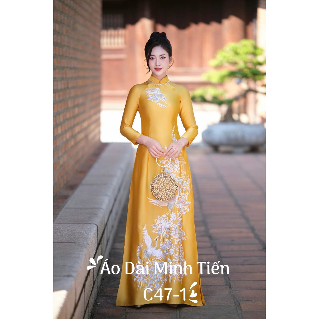 Áo Dài Chất Liệu Lụa SaTin Cao Cấp - Hàng May Và Thêu Thủ Công Tỉ Mỉ Từng Áo - Mã C47-1 Màu Vàng