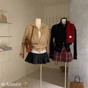 @Ssu.Studio//WGWE [SẴN] ÁO LEN ĐEN KHOÁ BẺ CỔ VẶN THỪNG CHÍNH HÃNG WGWE
