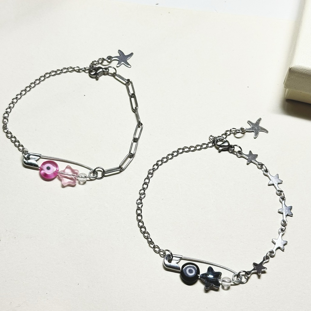 Vòng tay handmade Safety Pin-Evil eye | Shopee Việt Nam