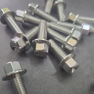 DIAMOND SALAYA - ỐC 10li - THÁI V2 V3 V4 -  INOX 304 chiều dài 10-70mm hàng siêu đẹp gắn mọi loại xe