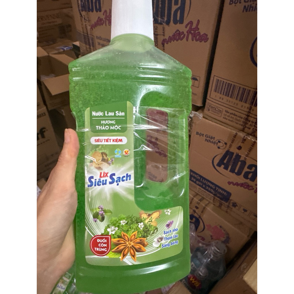 Nước Lau Sàn LIX Hương LiLy Hoa Hồng/Nắng Hạ 1L - Lixco Việt Nam
