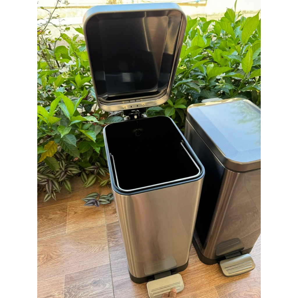 Thùng rác inox hàng thanh lý đủ size 5 lít, 6 lít, 8 lít, 10 lít, 12 lít, 15 lít , 18 lít 20 lít Giá rẻ