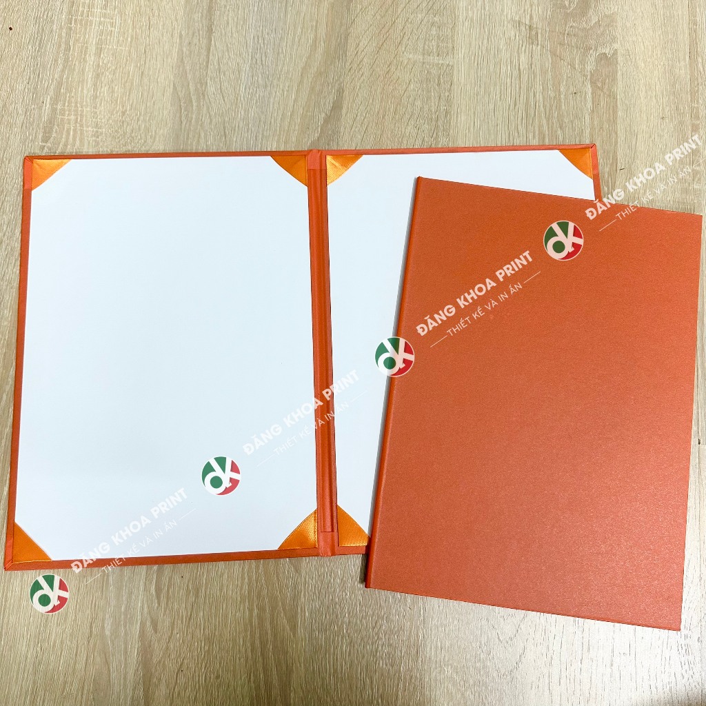 Bìa  cứng decal simili kẹp bằng khen - Bìa trình ký - Bìa đựng giấy khen A4 chất bìa decal simili. Có nhận ép nhũ logo