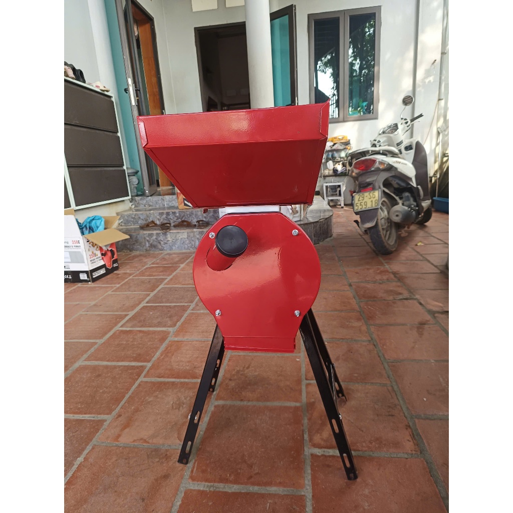 Bộ máy nghiền ngô mịn ngô ,gạo ,sắn khô ,máy nghiền vỡ 3-4 mảnh trong gia đình kèm có mô tơ  mini tiện lợi bh 6 tháng