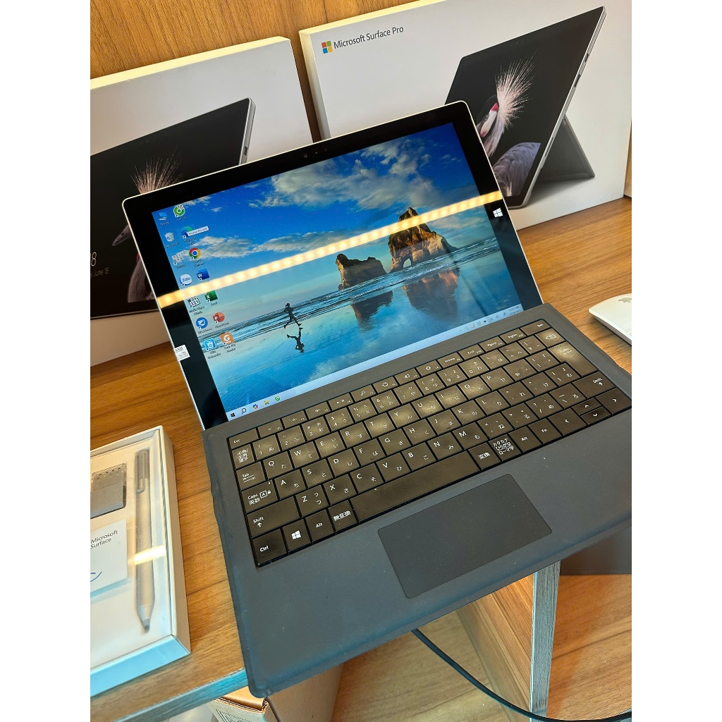 値下げ【超美品】Surfaceタイプ2in1タブレットPC/Celeron N3450/11.6