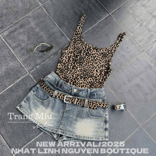 Áo bodysuits da beo mix quần giả váy jeans dáng A kèm belt siêu hot, đẹp đỉnh(tach set)