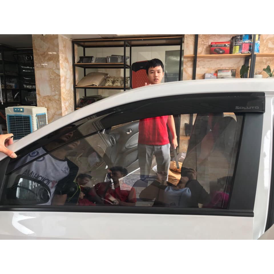 Vè che mưa xe Kia Soluto đời 2019 - HIỆN NAY - Nhựa Đen Thái cao cấp, dày dặn, sáng bóng