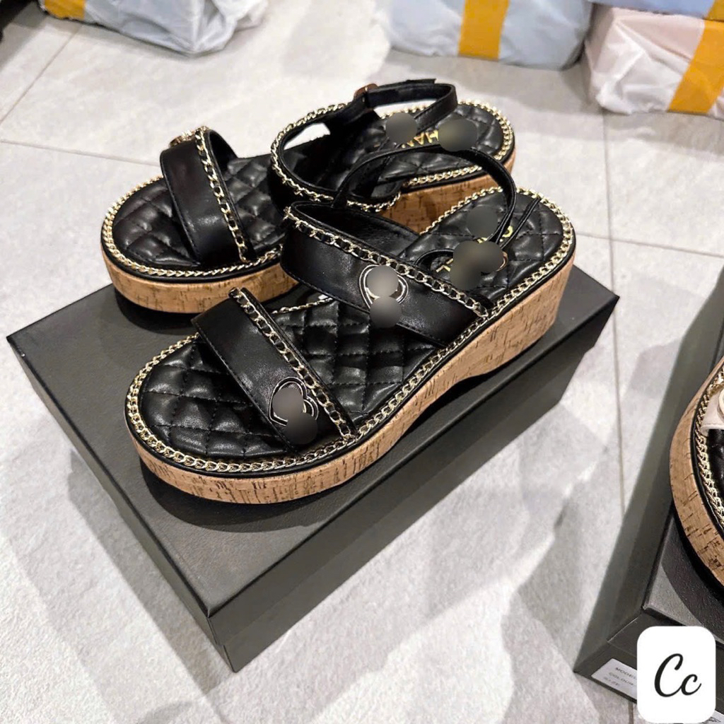 Sandal quai xích Qccc